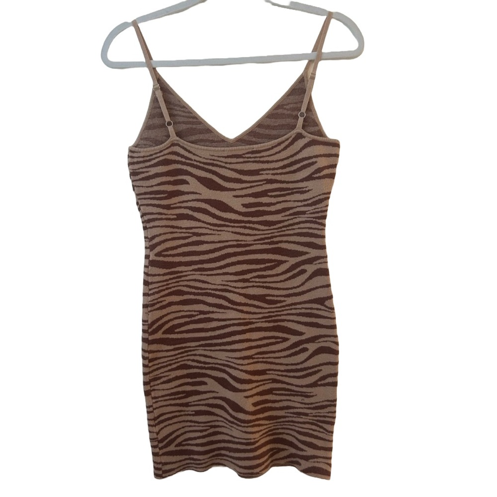Blue Blush Zebra Print Spaghetti Strap Dress Size Medium - Picture 2 of 3